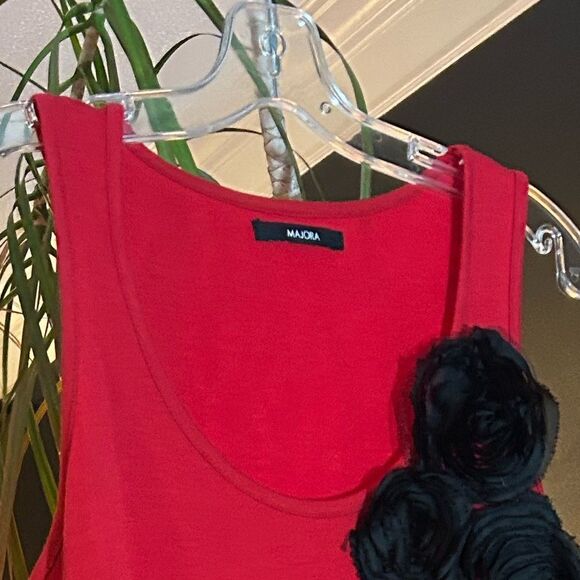 Majora Elegant Red Tank Top with Floral Detail Size M - Picture 10 of 12
